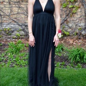 Black prom dress!!! Size medium